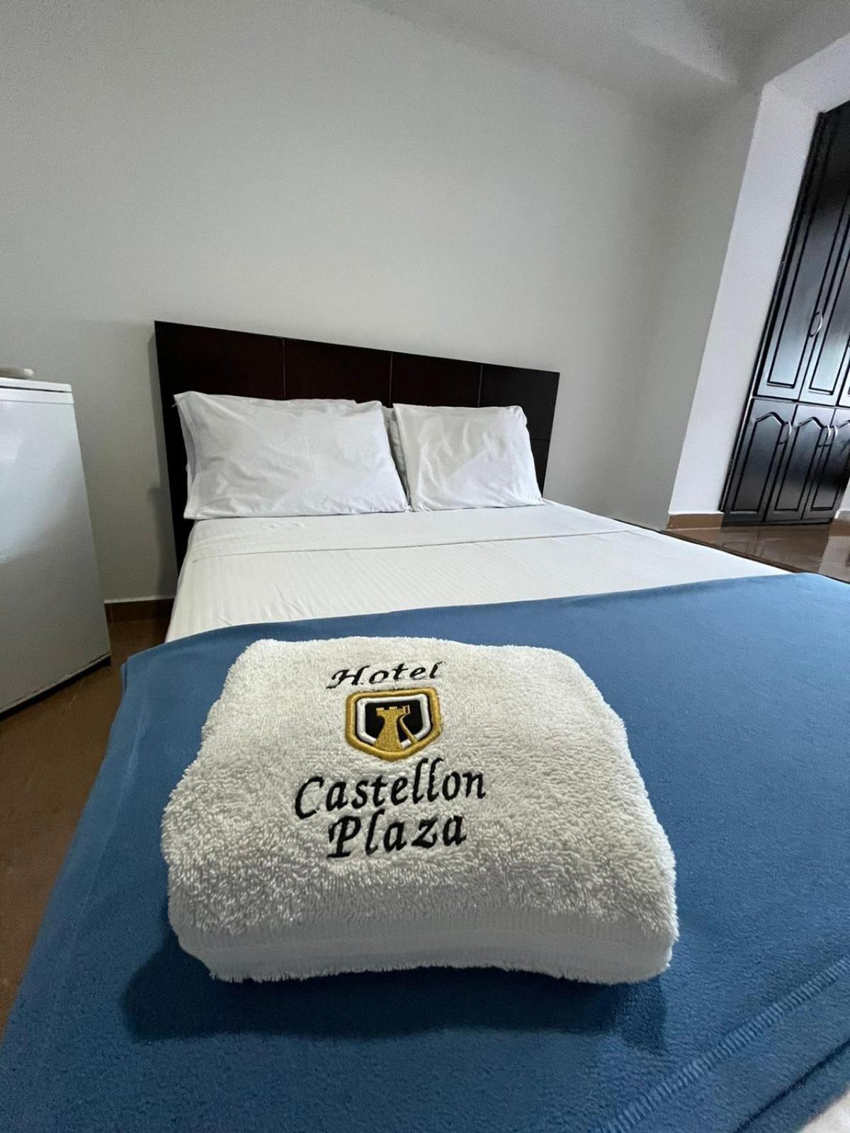 Hotel Castellon Plaza Pereira Exterior photo