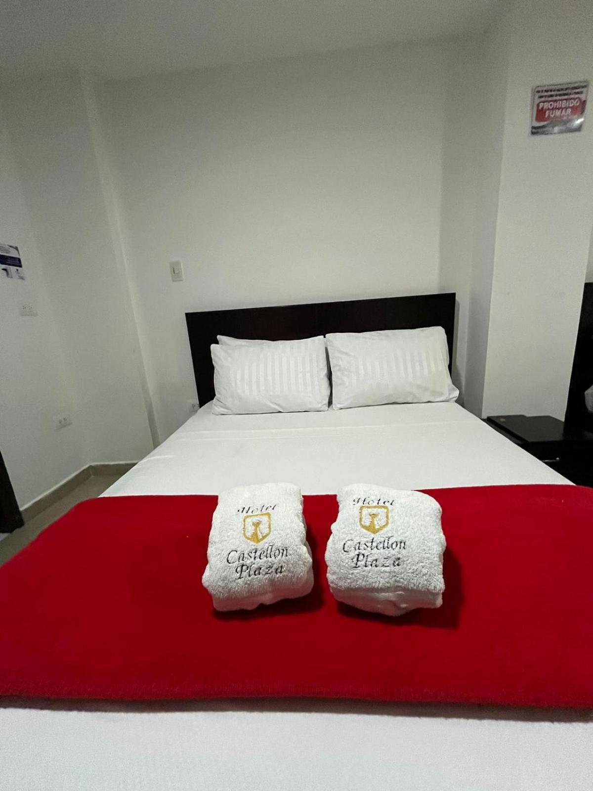 Hotel Castellon Plaza Pereira Exterior photo
