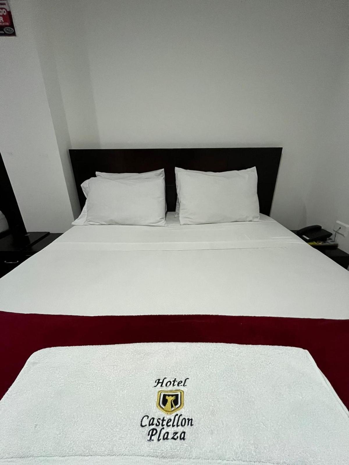 Hotel Castellon Plaza Pereira Exterior photo